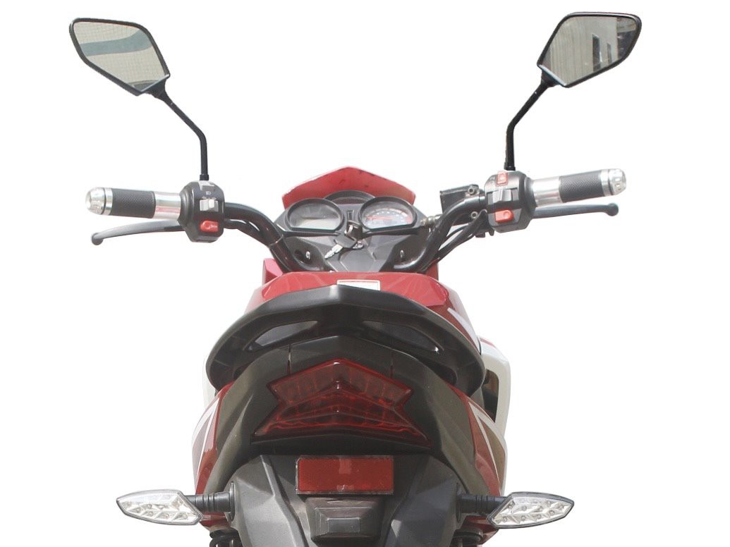 4. The display features a speedometer, odometer, battery charge level, pedal assist level, and light indicator, go get and control your ride 4. The display features a speedometer, odometer, battery charge level, pedal assist level, and light indicator, go get and control your ride